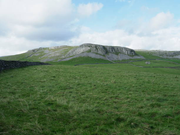 istock Green landscape over the Yorkshire Dales 1272450948