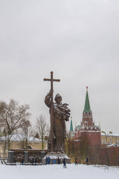 plac borovitskaya w pobliżu kremla - panoramic international landmark national landmark famous place zdjęcia i obrazy z banku zdjęć