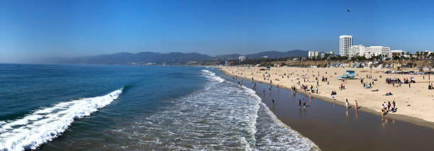 산타 모니카 해변 - santa monica beach 뉴스 사진 이미지