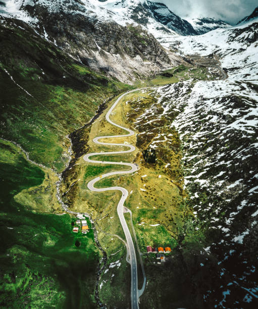 winding road in switzerland winding road in switzerland lepontine alps stock pictures, royalty-free photos & images