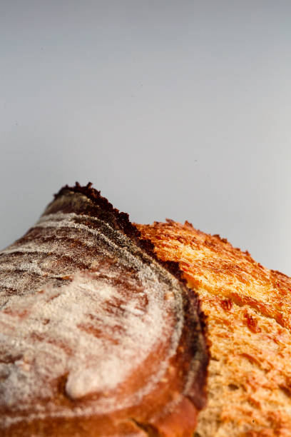 Sourdough bread crust ridge