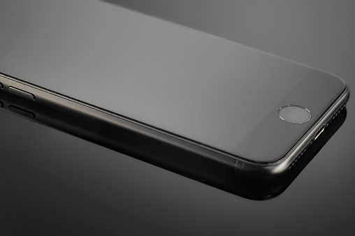 studio close up photo of front side design of new 2020 iPhone mobil phone model:  “iPhone SE 2020”