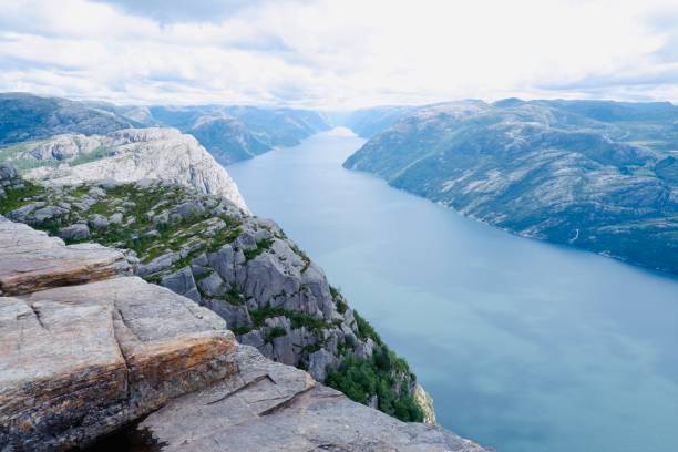 istock Lysefjorden, Norway 1272673031