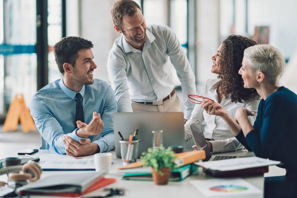 guidare un'azienda di successo - cambiare forma foto e immagini stock