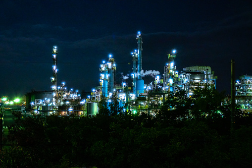Panorama arge petrochemical factory at night