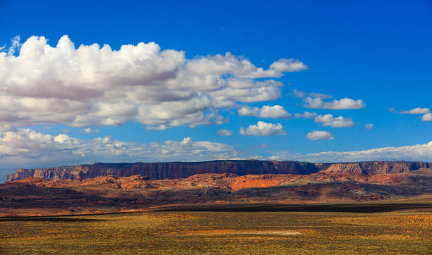 istock mountain of lake powell 1272822474