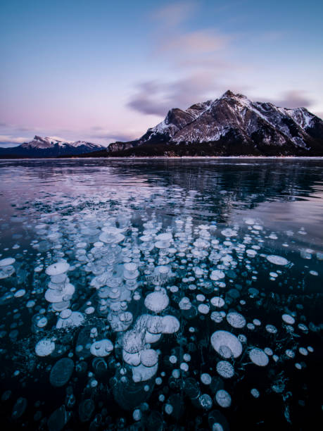 istock Abraham Lake in sunrise in winter 1272900061