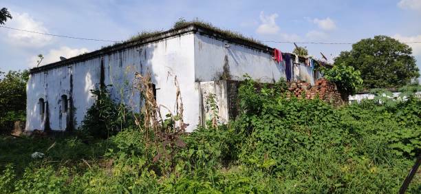 istock Corner view of ancient pucca house in village 1272911671