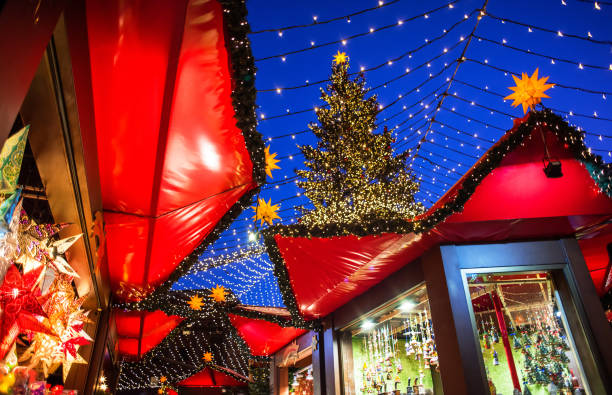 Traditional Christmas market in Europe. Cologne, Germany Gift shops at Christmas fair. Holidays concept rhineland stock pictures, royalty-free photos & images