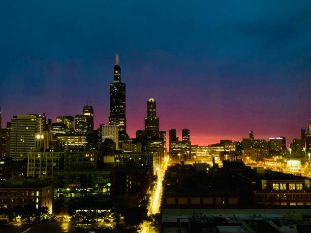 istock Chicago city line sunrise 1272965487