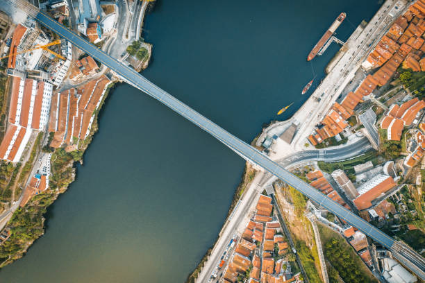 aerial view of porto - porto portugal bridge international landmark imagens e fotografias de stock