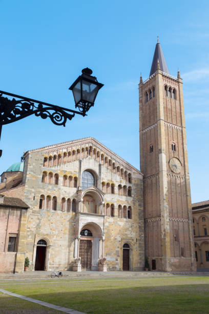 istock Parma - The Dome - Duomo (La cattedrale di Santa Maria Assunta) and Baptistery. 1273010059