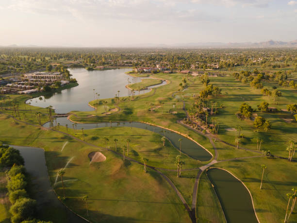 スコッツデール、アリゾナ州、米国の航空写真 - arizona scottsdale golf lake ストックフォトと画像