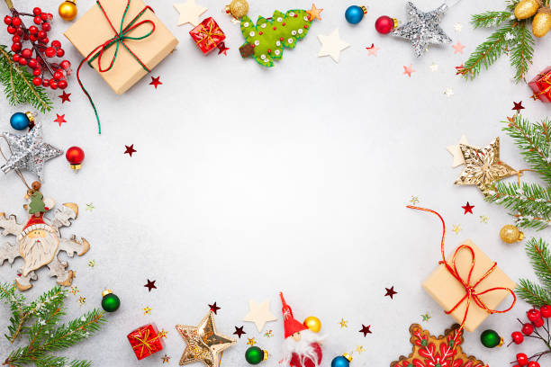 christmas background with gift boxes, festive decor, fir tree branches - natal imagens e fotografias de stock