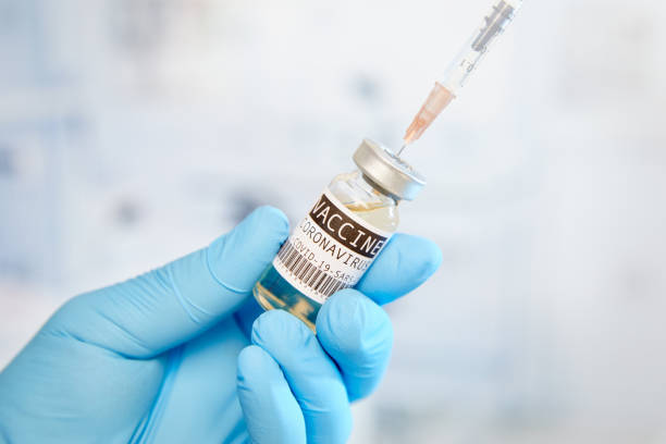 istock Coronavirus Covid-19 vaccine 1273212766