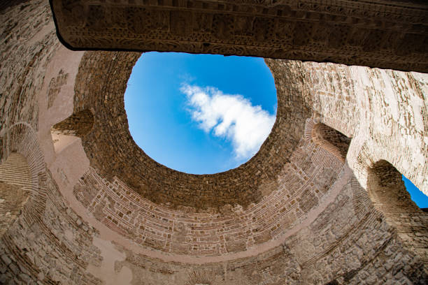 istock Vault open to the sky of Romanesque construction 1273236083