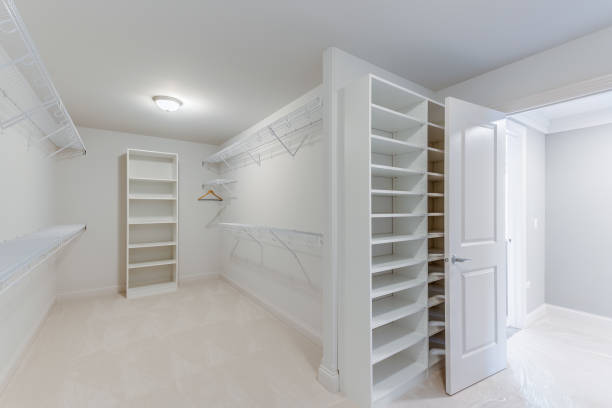 istock Beautiful walk in closet 1273256904