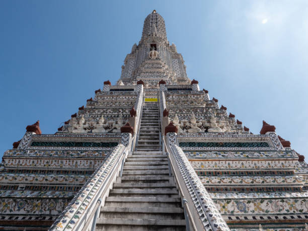 świątynia wat arun - wat arun buddhism temple stone zdjęcia i obrazy z banku zdjęć