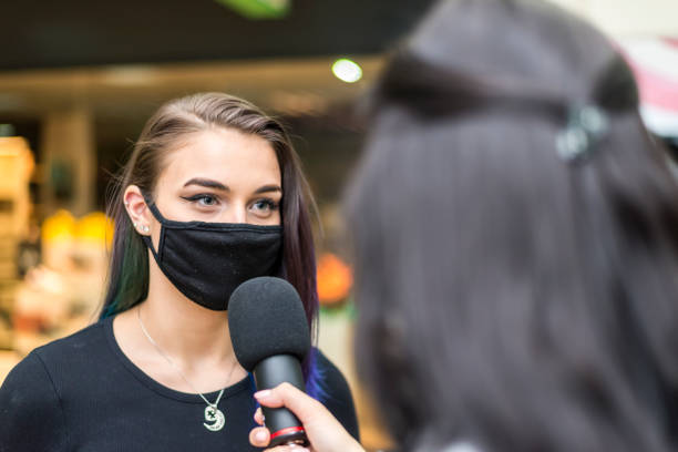 istock Reporter during the Kovid 19 pandemic 1273278938