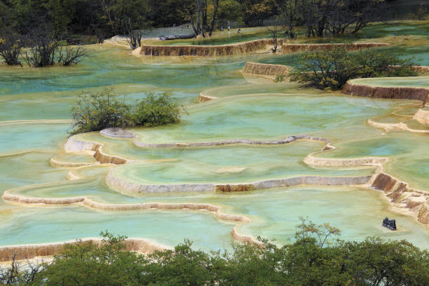 istock Sichuan Huanglong Wucai Pond Travertine Pond 1273288465
