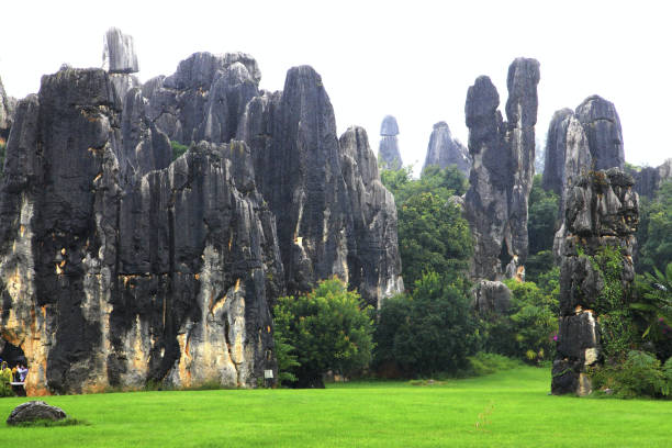 istock Yunnan Kunming Little Stone Forest scenic spot Shifeng 1273291072