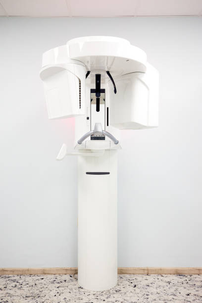 cone beam computed tomography scanner, no people - machine teeth imagens e fotografias de stock