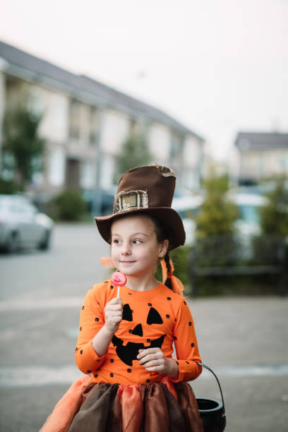 istock Child celebrating Halloween in autumn 1273334438