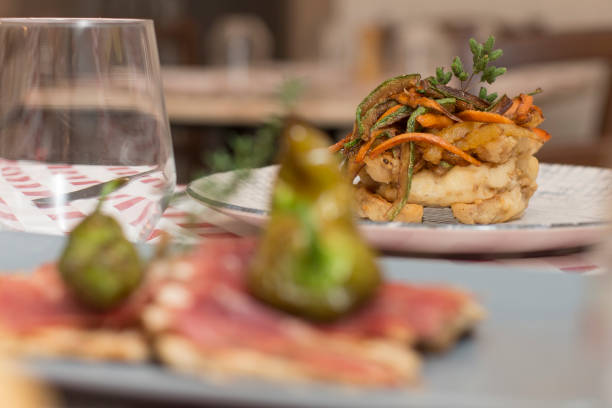 istock Spanish food restaurant 1273344786