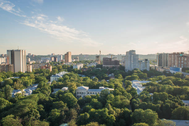 Big city view above in summer with buildings, trees, park and house construction Big city view above in summer with buildings, trees, park and house construction rostov on don stock pictures, royalty-free photos & images