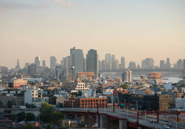 グリーンポイント ブルックリン - new york city new york state brooklyn clear sky ストックフォトと画像