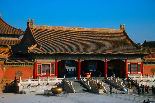 die tempel der verbotenen stadt in peking china republik - ming china forbidden city emperor stock-fotos und bilder