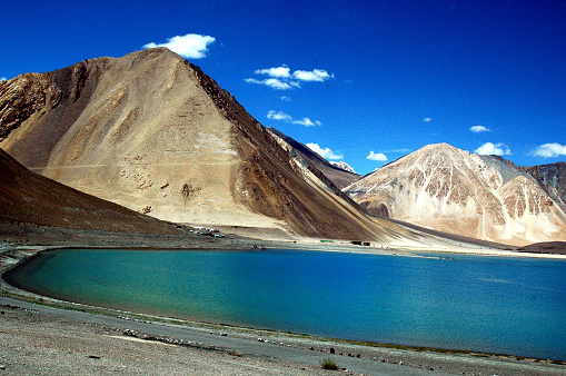 Unsplashで見つけるパンゴン湖の無料写真 Unsplashで見つけるパンゴン湖の無料写真