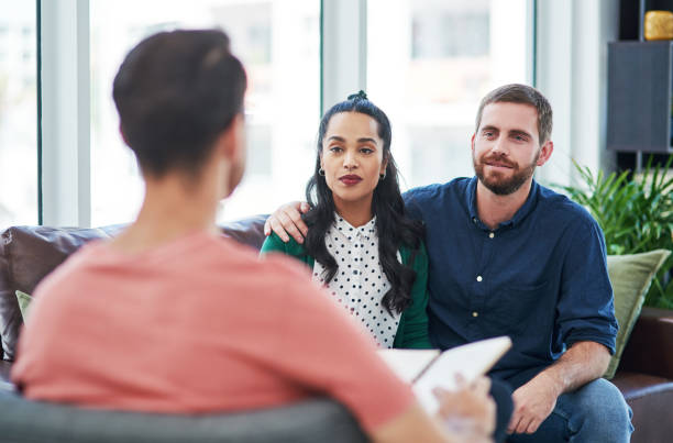 istock For sound advice, ask the specialist 1273439720