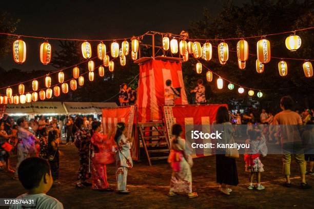 盆踊りは夏祭りのイメージ - お盆のストックフォトや画像を多数ご用意 - お盆, 阿波おどり, 祇園祭