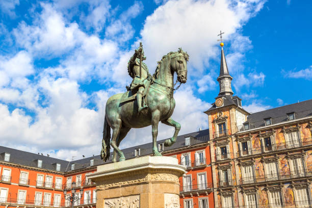 istock Plaza Mayo in Madrid, Spain 1273586035