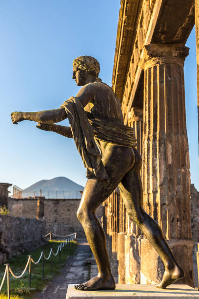 istock Pompeii city 1273601881
