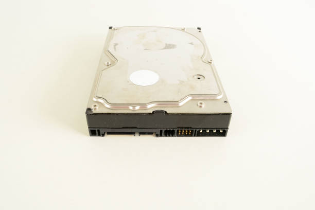 close up of hard disk - hard disck imagens e fotografias de stock