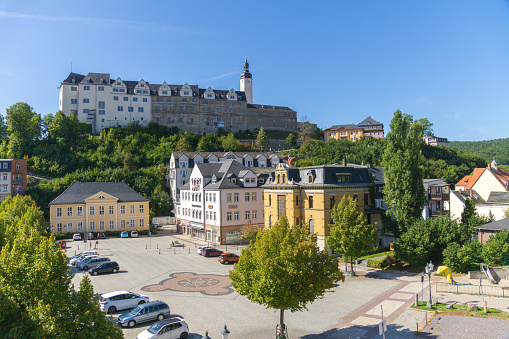 März 22, 2022, Breisach am Rhein: View of the St. Stephan Minster on the Burgberg in the city of Breisach am Rhein