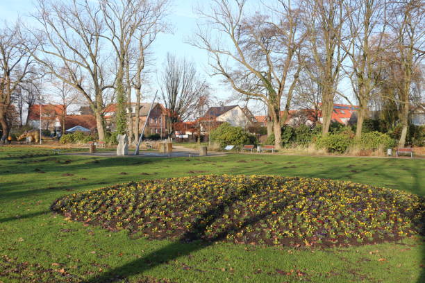 istock Small park in the centre of Steinhude 1273737595