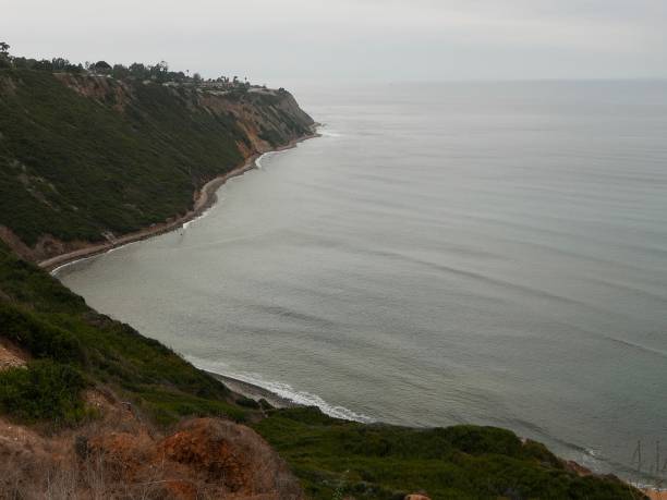 istock Southern California Coastline 1273788196