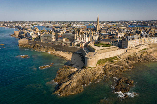 saint malo brittany francja - brittany bay sea beach zdjęcia i obrazy z banku zdjęć