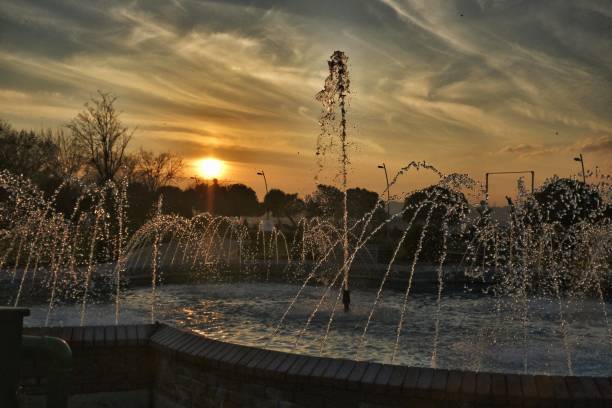 istock Drops in the fountain 1274076011