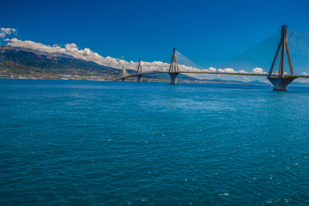 rion-antirrio bridge, greece - gulf of corinth imagens e fotografias de stock