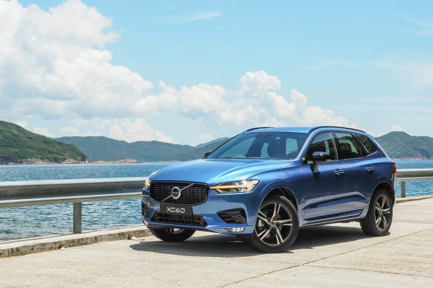 volvo xc60 test drive day - 55% photos et images de collection