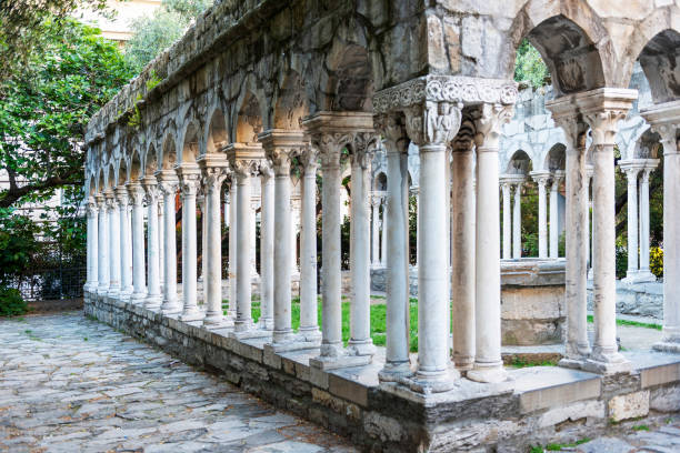 el claustro de san andrés en génova, italia - villa italian culture facade ornamental garden fotografías e imágenes de stock