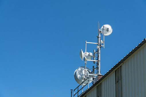 Communication antennas placed on the roof, low angle