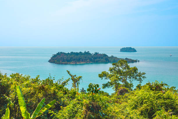 istock green island in the ocean 1275093835