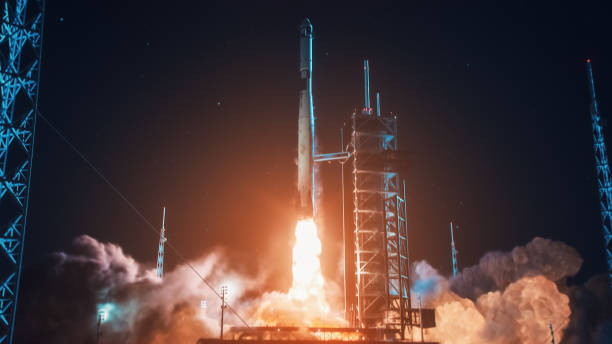 istock Launch Pad Complex: Successful Rocket Launching with Crew on a Space Exploration Mission. Flying Spaceship Blasts Flames and Smoke on a Take-Off. Humanity in Space, Conquering Universe 1275114133