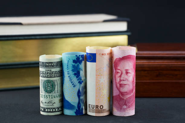 istock Business collaborations connect worldwide success 1275355672