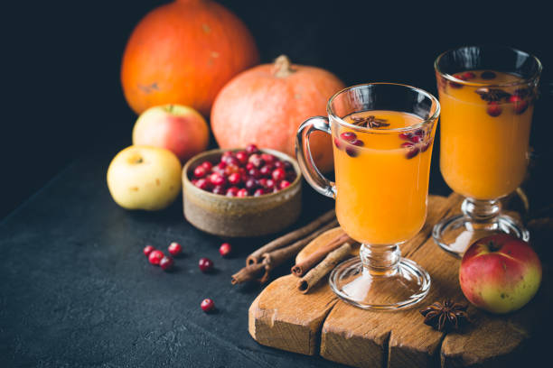 istock Spicy hot pumpkin punch 1275537324